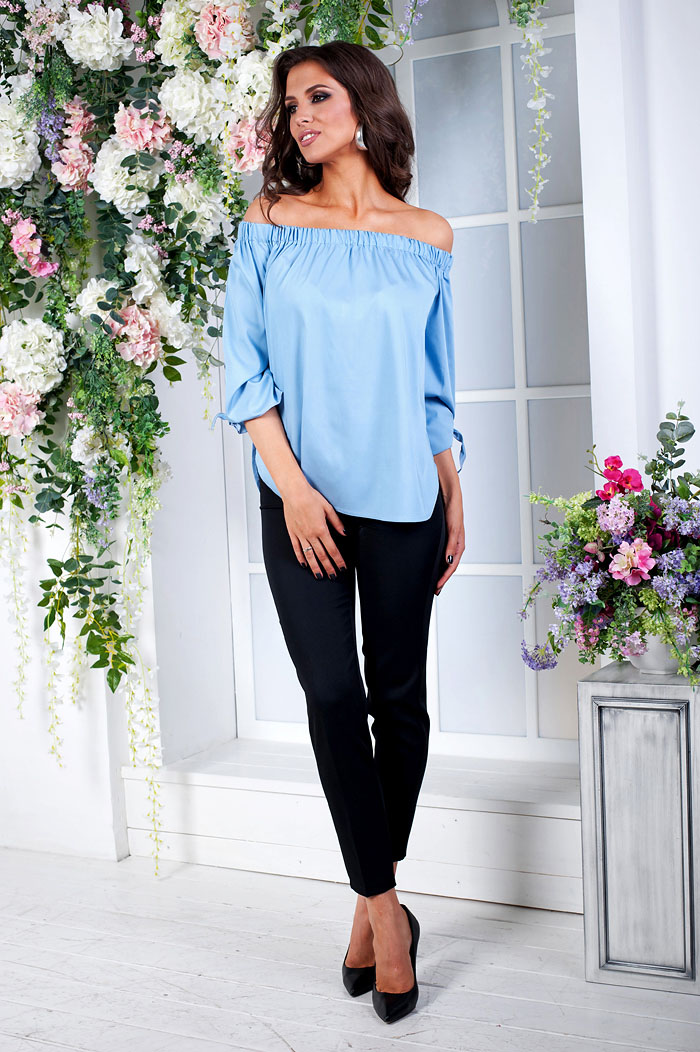 Фото товара 9145, блузка из тонкой джинсы с открытыми плечами